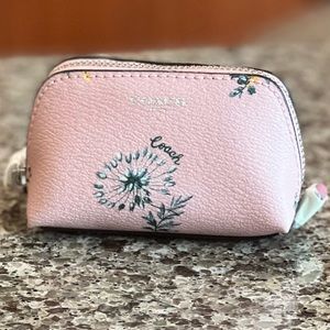 Coach Mini Cosmetic Case NWT Silver/ Blossom Multi